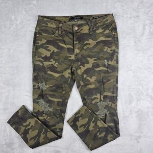 Judy Blue Camo Skinny Pants